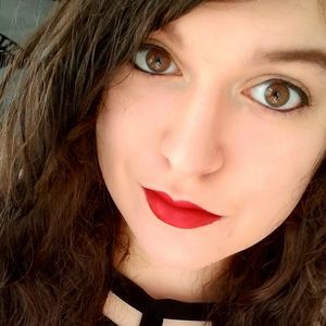Meet your Posher, Sara